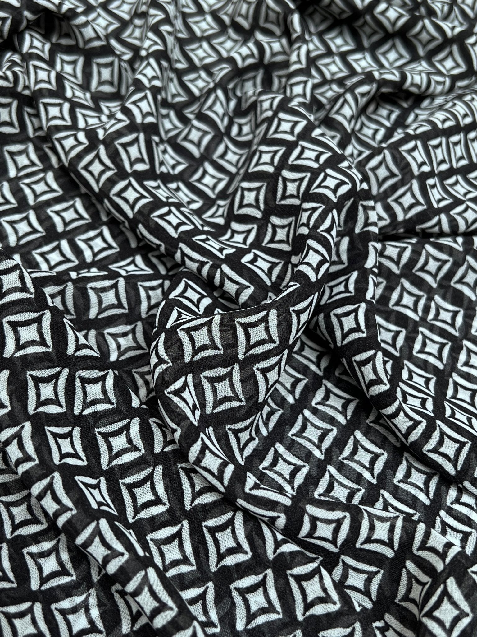 Printed Chiffon - P - CH - 204 - Planet Store 123