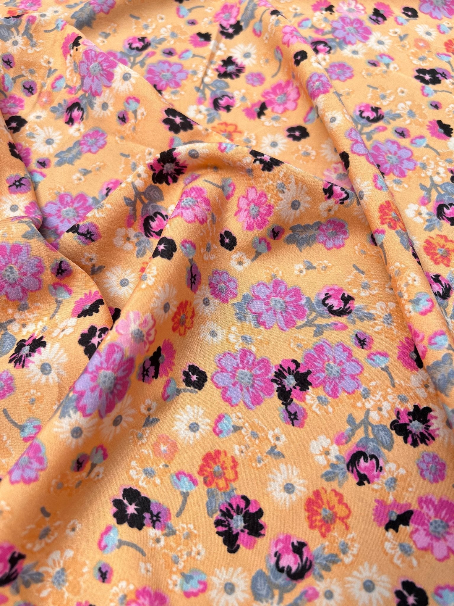 Printed Polyester Print - P - C - 389 - Planet Store 123
